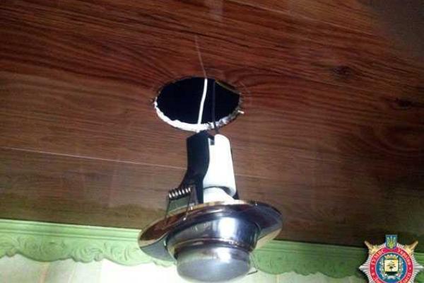 Гранаты в подвесном потолке свей квартиры прятал житель Мариуполя