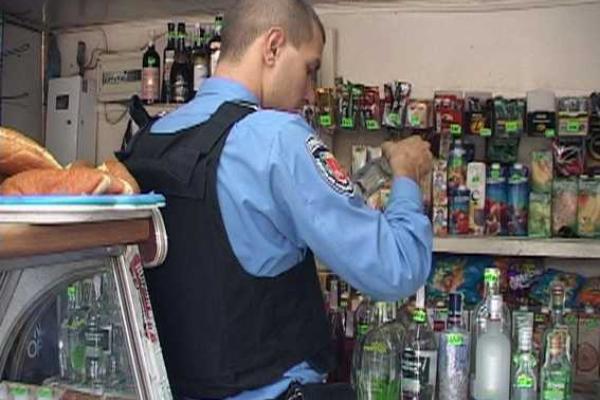 На Одесчине задержаны лица занимавшиеся незаконной продажей алкоголя На Одесчине задержаны лица занимавшиеся незаконной продажей алкоголя