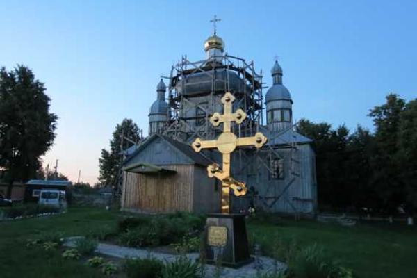 Милиция вернула похищенные иконы в храм на Сумщине Милиция вернула похищенные иконы в храм на Сумщине
