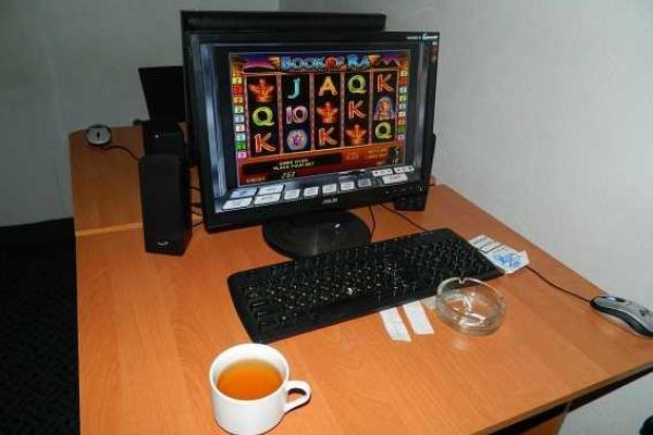 В Киеве задержан организатор игорного бизнеса В Киеве задержан организатор игорного бизнеса