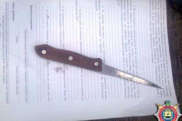 В Константиновке мужчина зарезал своего знакомого