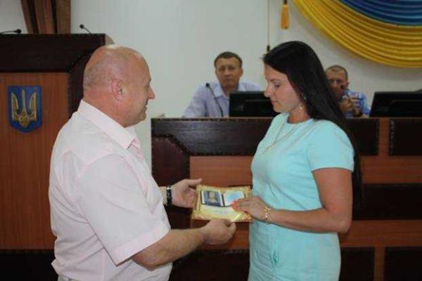 В Запорожье наградили жителей, которые искали погибшую Настюшу Бобкову В Запорожье наградили жителей, которые искали погибшую Настюшу Бобкову