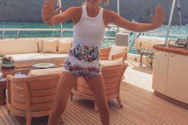 Ксения Собчак «обскакала» Анастасию Волочкову