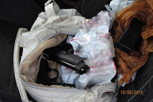 Через таможенный пост «Гоптовка» мать с дочерью пытались провезти оружие