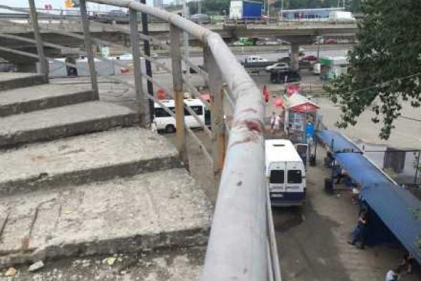 Девушка, выстрелившая себе в голову в Киеве, могла сделать это случайно 