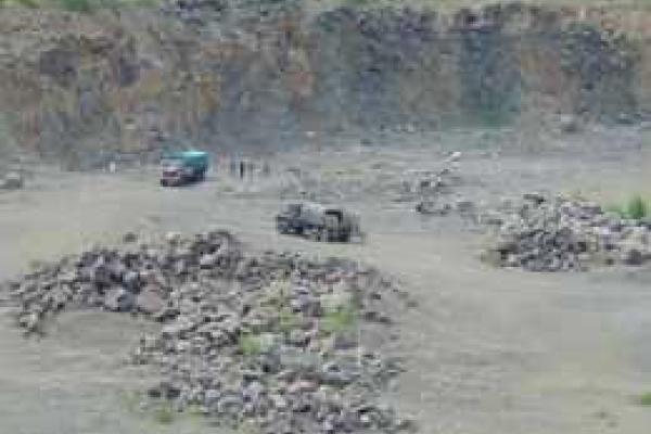 На Донетчине нашли и обезвредили 63 реактивных снаряда от "Града"