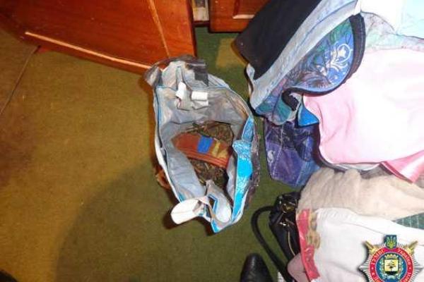 В Артемовске милиционеры изъяли более 400 патронов к автомату Калашникова