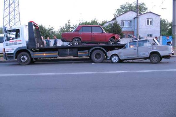 В Харькове водителю ВАЗа, по вине которого погиб пассажир, светит тюремный срок В Харькове водителю ВАЗа, по вине которого погиб пассажир, светит тюремный срок