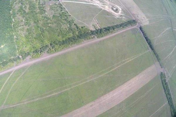 Беспилотник заснял полигон боевиков, где проходят тренировки Беспилотник заснял полигон боевиков, где проходят тренировки