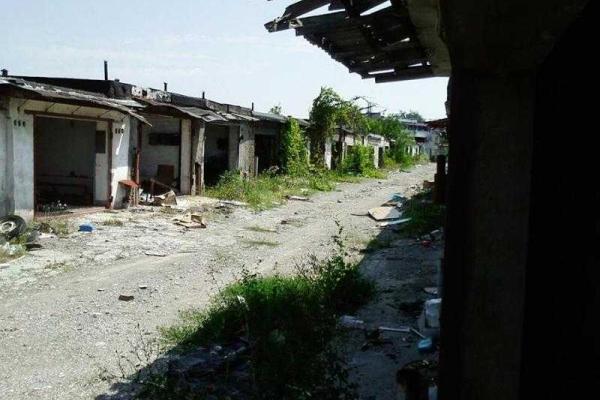 В районе ДАПа исчезли все ворота с гаражей кооперативов