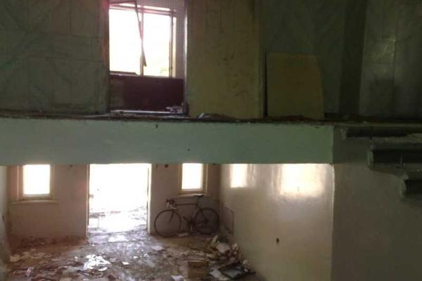 В Макеевке мародеры разграбили здание ГОАО «Макеевуглестрой» В Макеевке мародеры разграбили здание ГОАО «Макеевуглестрой»