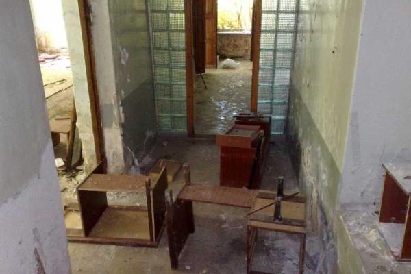 В Макеевке мародеры разграбили здание ГОАО «Макеевуглестрой» В Макеевке мародеры разграбили здание ГОАО «Макеевуглестрой»