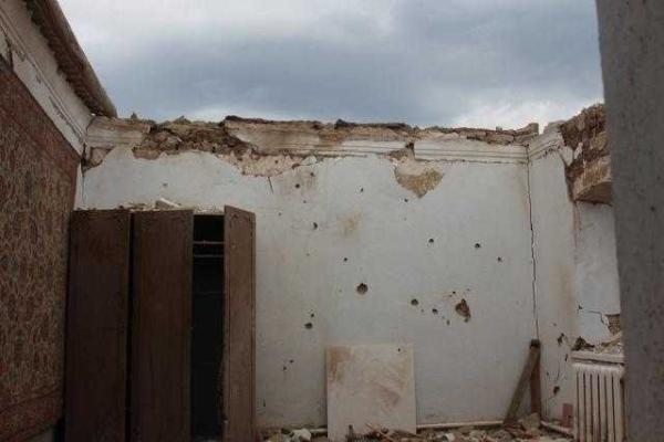 В Сартане начали разбирать завалы после обстрела