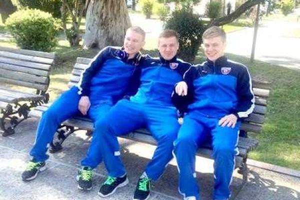 Под эгидой Федерации футбола Украины в Полтавской области играет игрок «сборной ЛНР» Под эгидой Федерации футбола Украины в Полтавской области играет игрок «сборной ЛНР»