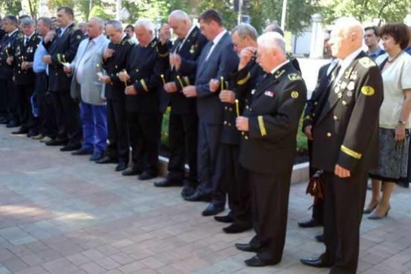 В Донецке состоялась панихида по погибшим шахтерам
