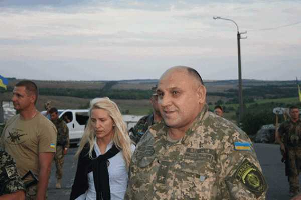 На Луганщину с рабочей поездкой прибыл "депутатский десант" На Луганщину с рабочей поездкой прибыл "депутатский десант"