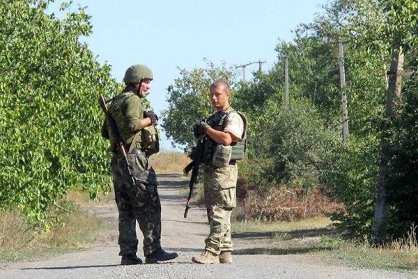 Украинский боец рассказал интригующие подробности провокаций ДРГ террористов Украинский боец рассказал интригующие подробности провокаций ДРГ террористов