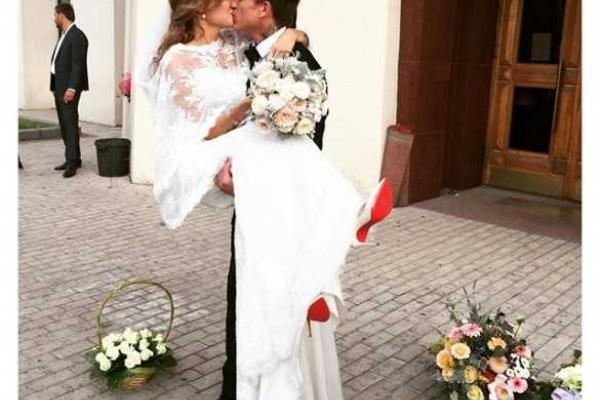 Влад Топалов женился на дочери миллионера Влад Топалов женился на дочери миллионера