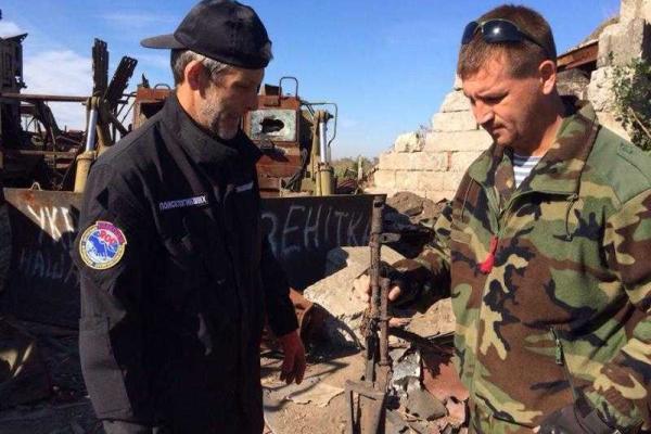 На передовой нашли труп украинского воина с оружием в руках