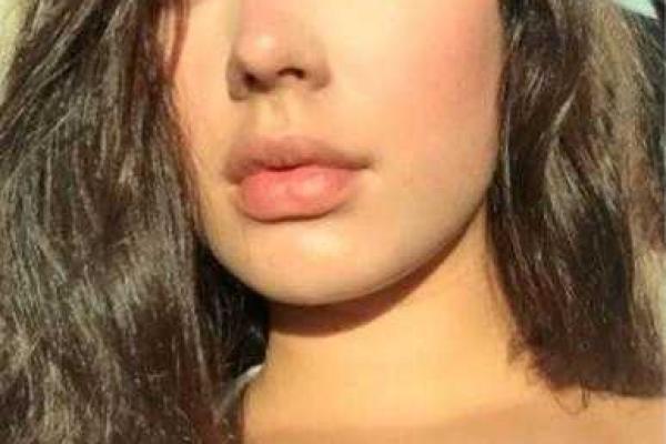 Американка с разноцветными глазами стала звездой сети Американка с разноцветными глазами стала звездой сети