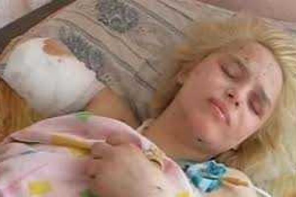 Мать Оксаны Макар, скончавшейся от жестокого изнасилования, осуждена за кражу Мать Оксаны Макар, скончавшейся от жестокого изнасилования, осуждена за кражу