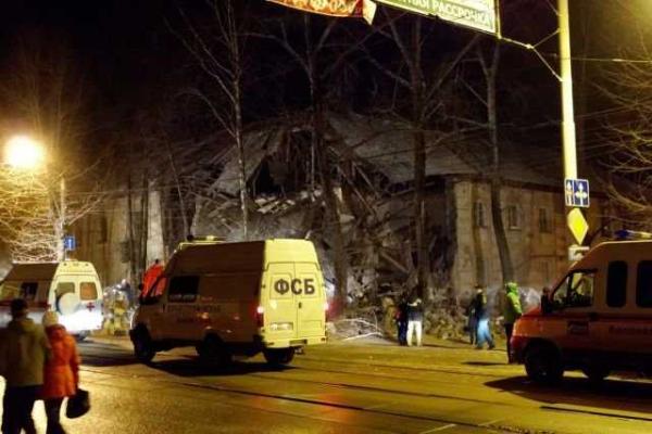 Опубликованы первые кадры с места обрушения дома в Перми 