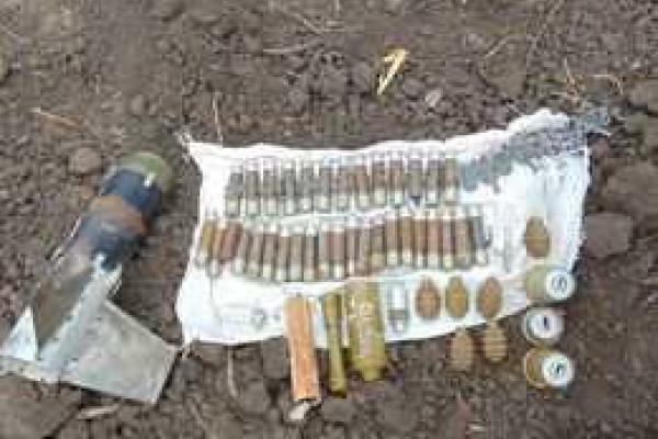 Пиротехники разминируют газопровод вблизи Марьинки и Красногоровки. Видео Пиротехники разминируют газопровод вблизи Марьинки и Красногоровки. Видео