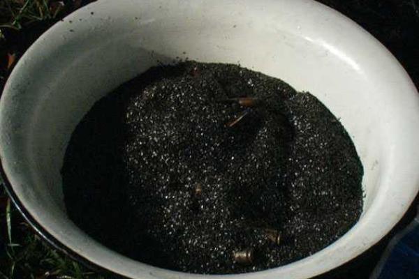 Трем жителям Донетчины грозит до 7 лет тюрьмы за хранение пороха и огнестрельного оружия Трем жителям Донетчины грозит до 7 лет тюрьмы за хранение пороха и огнестрельного оружия