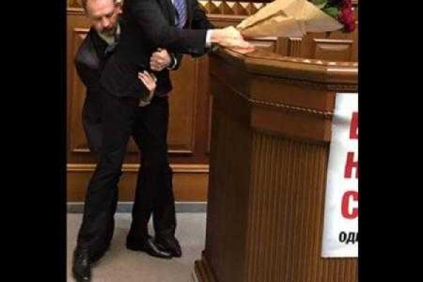 Яценюк и Барна стали героями новых фотожаб