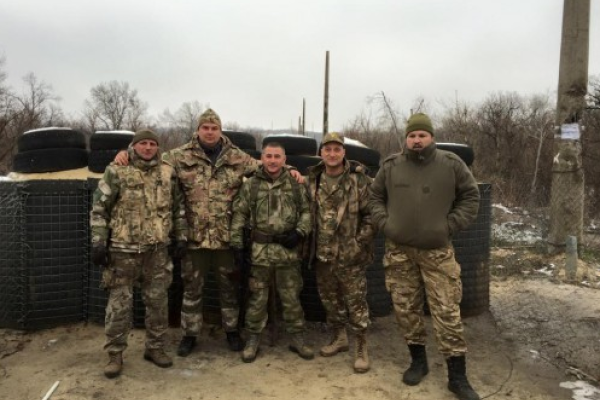 Бывший министр Дмитрий Булатов возглавил оборону в самой горячей точке АТО