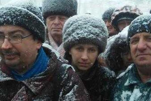 Сотни людей в Кривом Роге собрались на Вече Сотни людей в Кривом Роге собрались на Вече