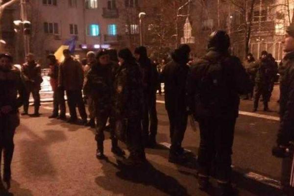Жители Кривого Рога перекрыли выезды с АП, - Семенченко Жители Кривого Рога перекрыли выезды с АП, - Семенченко