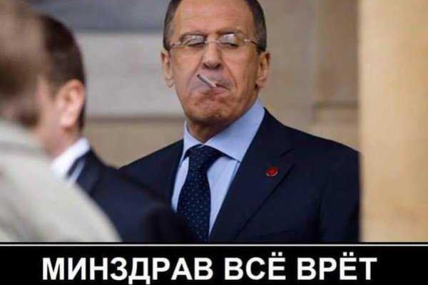 Никотин не убивает лошадь: соцсети высмеяли "лошадиного" министра Путина Никотин не убивает лошадь: соцсети высмеяли "лошадиного" министра Путина