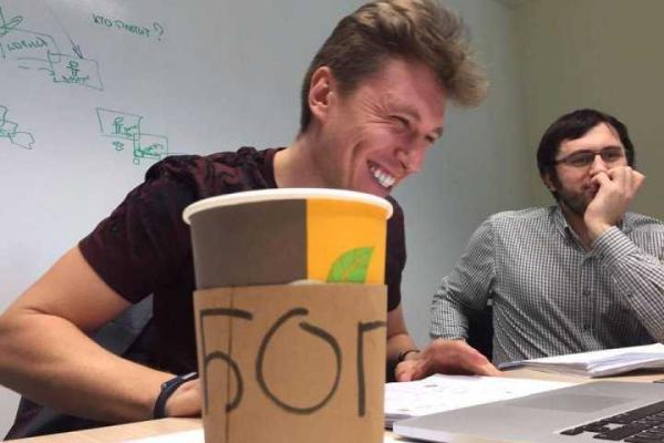 Новый муж Людмилы Путиной спортсмен, болеет за "Спартак" и воспитывает сына Новый муж Людмилы Путиной спортсмен, болеет за "Спартак" и воспитывает сына