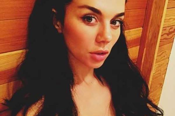 Анна Седокова показала интимный снимок Анна Седокова показала интимный снимок