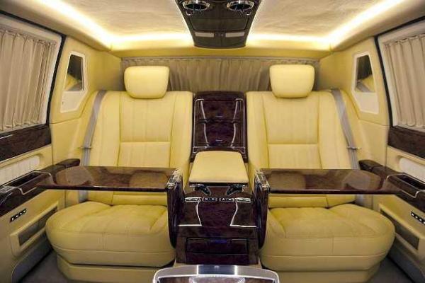 Кризис в России коснулся даже Путина: хозяин Кремля продает свой лимузин Кризис в России коснулся даже Путина: хозяин Кремля продает свой лимузин