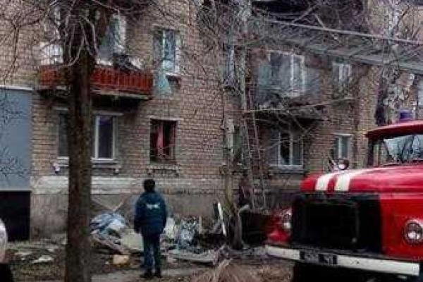 В Макеевке в многоэтажном доме взорвалась квартира В Макеевке в многоэтажном доме взорвалась квартира
