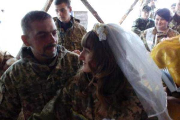 Боец из Тернопольщины взял себе в жены дончанку Боец из Тернопольщины взял себе в жены дончанку