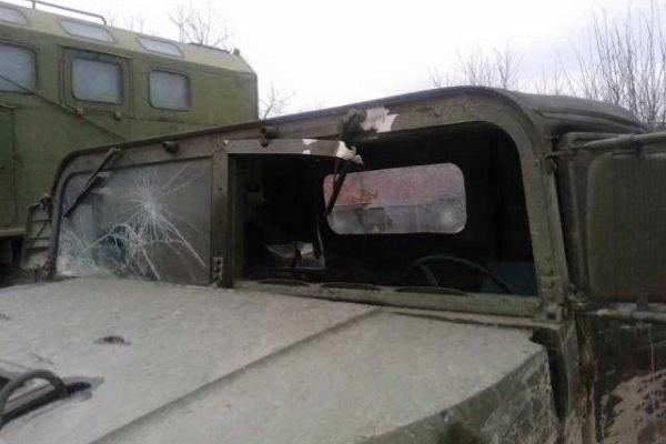 В МВД опубликовали фото последствий обстрела мобильной группы "Счастье"