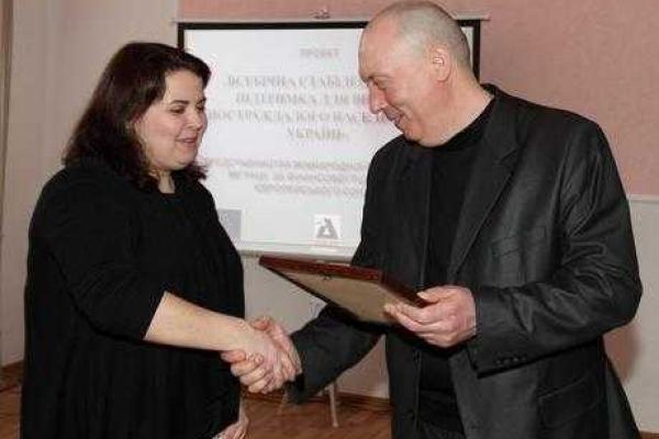 В Рубежанской ЦГБ открылись отремонтированные комнаты для переселенцев и жителей города В Рубежанской ЦГБ открылись отремонтированные комнаты для переселенцев и жителей города
