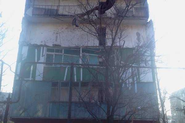 В результате обстрела Горловки пострадали 5 человек, повреждены более 35 домов