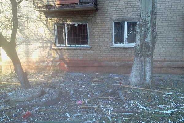 В результате обстрела Горловки пострадали 5 человек, повреждены более 35 домов