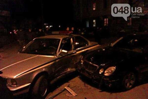 В Одесской области полиция попала в ДТП и сама же его оформила В Одесской области полиция попала в ДТП и сама же его оформила