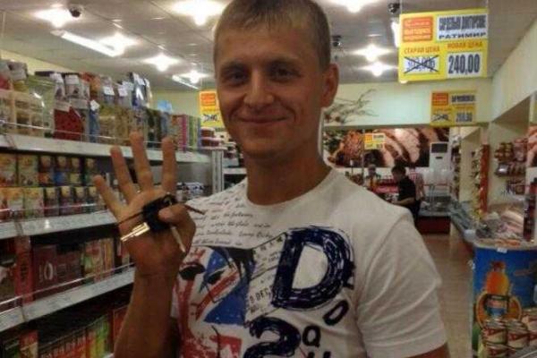 В России 15-летнюю школьницу зарезали в кабинете директора