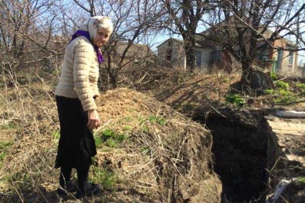 Бабушки из села на Донетчине вспоминают времена оккупации как страшный сон - журналист