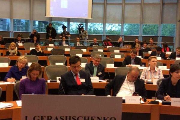 Относительно последствий референдума в Нидерландах Украина настаивает на трех "Нет", - Геращенко