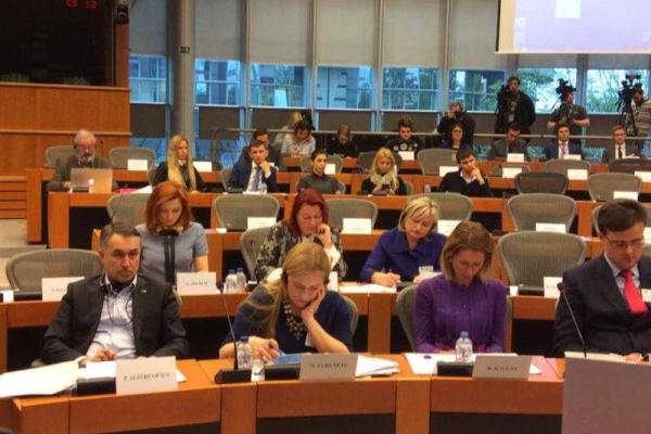 Относительно последствий референдума в Нидерландах Украина настаивает на трех "Нет", - Геращенко