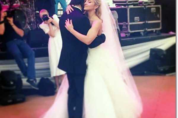 Сергей Притула рассказал подробности семейной жизни и показал свадебные фото