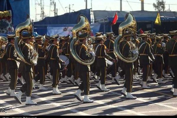 Иран впервые показал на параде российские С-300