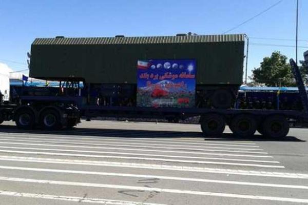 Иран впервые показал на параде российские С-300